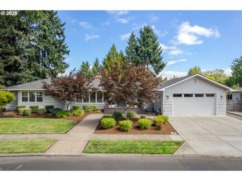 545 Dartmoor Dr, Eugene, OR, 97401-5796 | Card Image