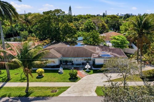 2732 Nw 9th Ter, Wilton Manors, FL, 33311-2331 | Card Image