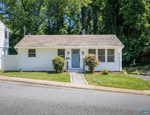 102 N Baker St, CHARLOTTESVILLE, VA, 22903-3710 | Card Image