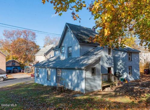 57 Wells St, Gloversville, NY, 12078-4048 | Card Image