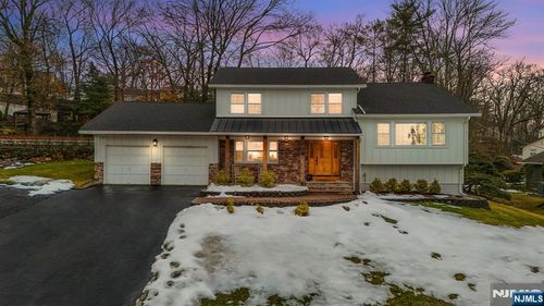 10 Winonah Ave, Wayne, NJ, 07470-5939 | Card Image