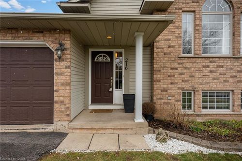 216 Ridge Rd S, Ridgeway, ON, L0S1B0 | Card Image
