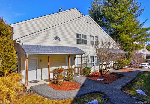 1906 Rosewood Ct, Highland Mills, NY, 10930-5222 | Card Image