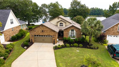 209 Ridge Lake Dr, Manning, SC, 29102-4478 | Card Image