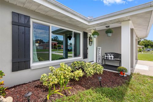 237 Mineola Dr E, Belleair Bluffs, FL, 33770-1973 | Card Image