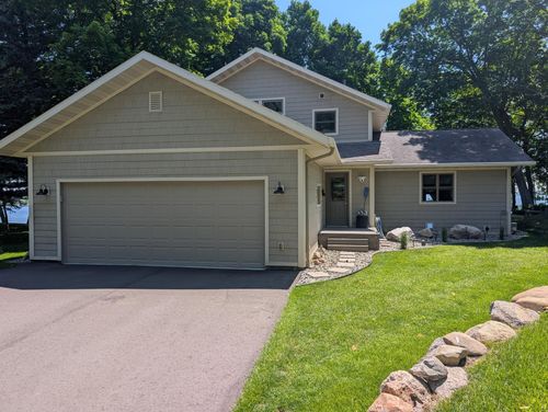 429 Goshawk Ln Nw, Hackensack, MN, 56452-2258 | Card Image