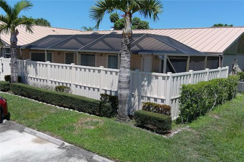 5258 Eagle Lake Dr, Palm Beach Gardens, FL, 33418-1537 | Card Image