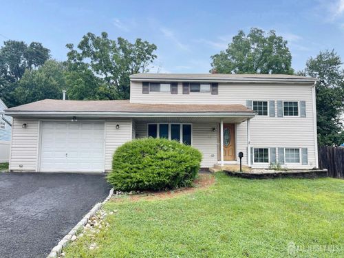 32 Athens Ave, South Amboy, NJ, 08879-2453 | Card Image