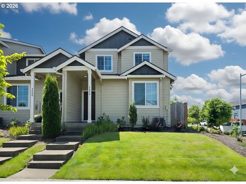 2220 Se 16th St, Gresham, OR, 97080-7940 | Card Image