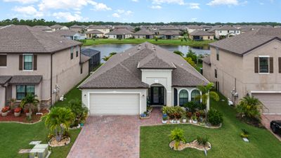 Front of the house | Image 1