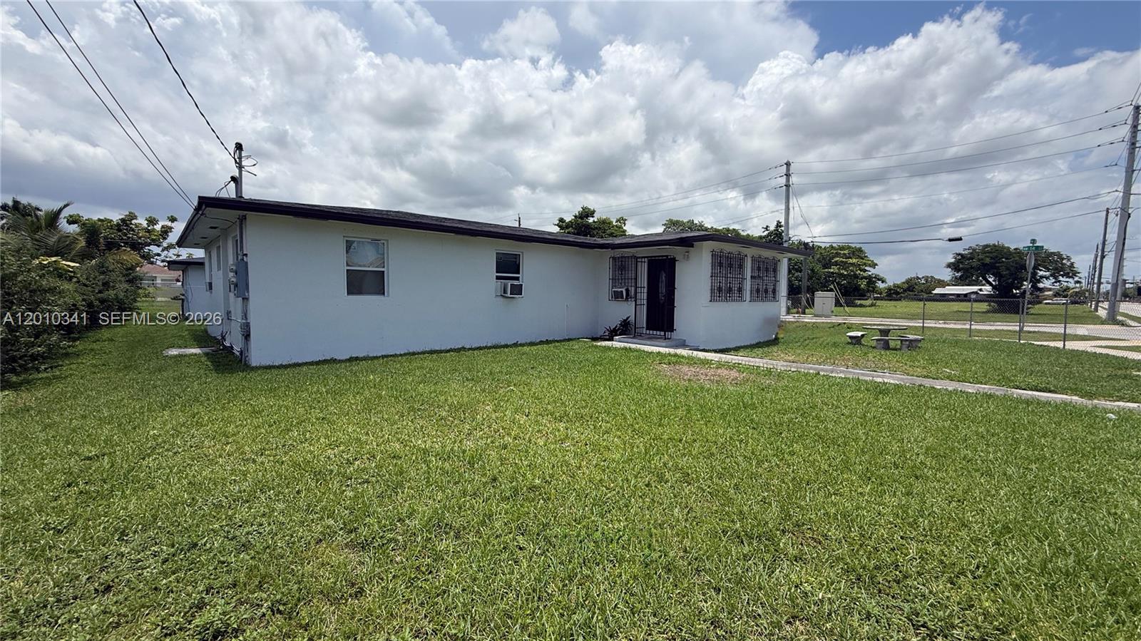 Residential in Florida City 2