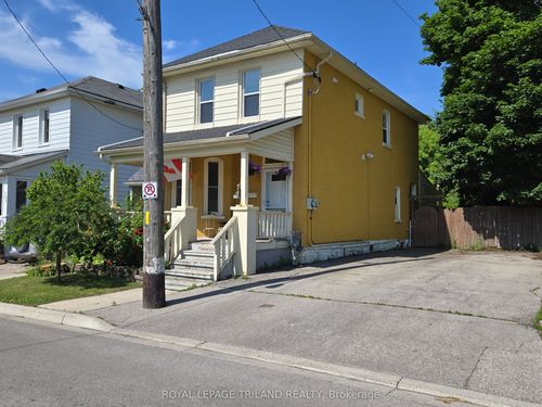104 Flora St, Saint Thomas, ON, N5P2X6 | Card Image