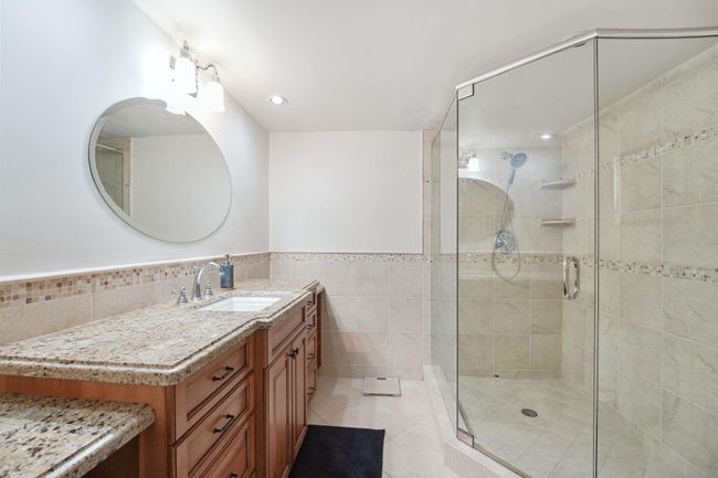 APT-101 - 100 Pelican Pointe Dr, Condo with 2 bedrooms, 2 bathrooms and null parking in Delray Beach FL | Image 18