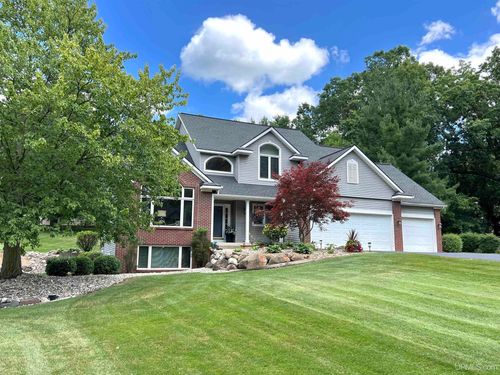 7699 Austinridge Dr Se, Caledonia, MI, 49316-8031 | Card Image