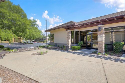 ste-100-9307 Laguna Springs Dr, Elk Grove, CA, 95758-7837 | Card Image