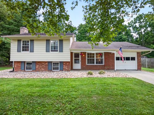 1545 E Meadowbrook Dr, Loveland, OH, 45140 | Card Image
