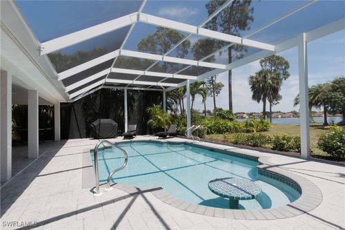 700 Lambton Ln, NAPLES, FL, 34104-6596 | Card Image