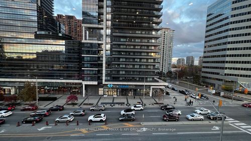 324-4750 Yonge St, Toronto, ON, M2N0J6 | Card Image