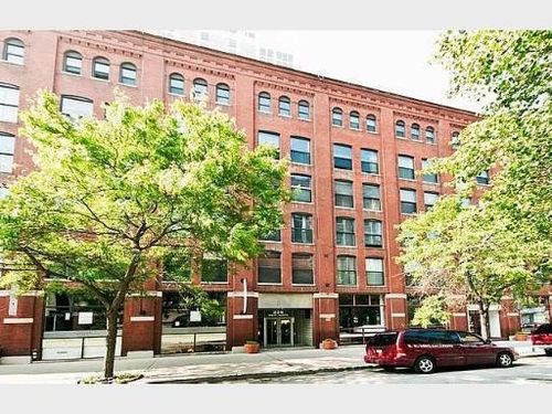 apt-401-225 W Huron St, Chicago, IL, 60654-3948 | Card Image