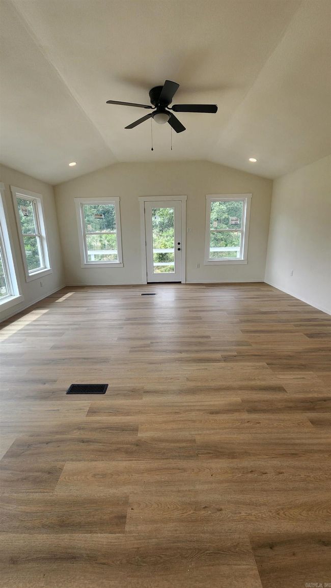 83 Dunn Hill Cir, House other with 5 bedrooms, 3 bathrooms and null parking in Vilonia AR | Image 28
