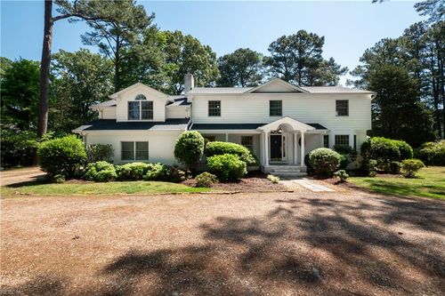 912 Cardinal Rd, Virginia Beach, VA, 23451-4911 | Card Image