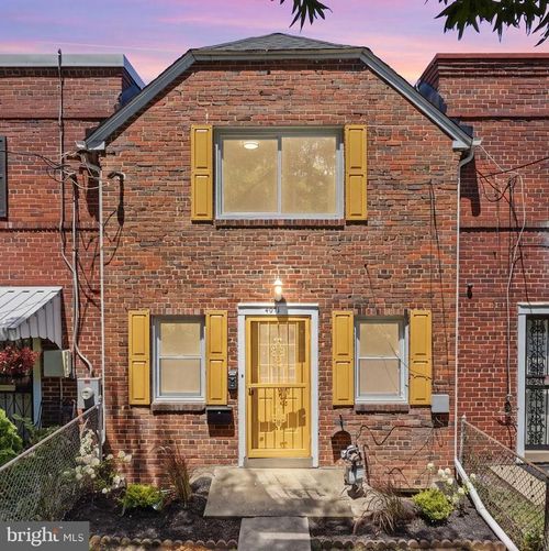 4011 Martin Luther King Jr Ave Sw, WASHINGTON, DC, 20032-1324 | Card Image