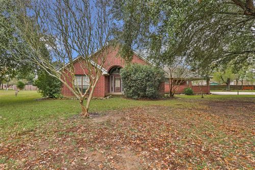 1002 Ransom St, Anahuac, TX, 77514-2841 | Card Image