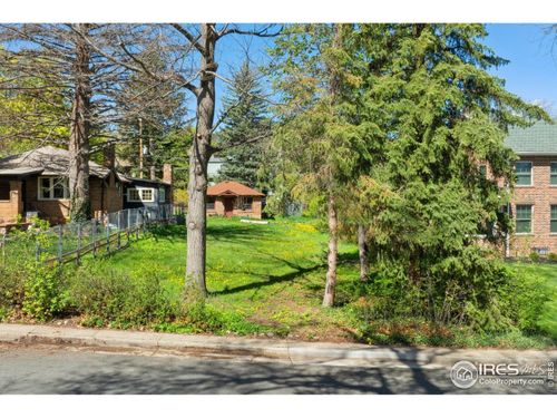 757 12th St, Boulder, CO, 80302-7518 | Card Image