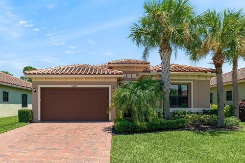 5526 40th Ave, Vero Beach, FL, 32967-2467 | Card Image