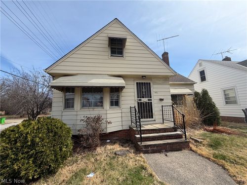 871 E 232nd St, Euclid, OH, 44123-2554 | Card Image