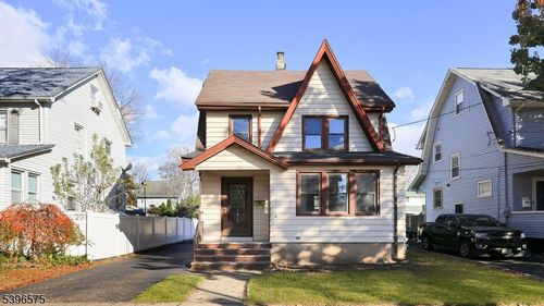 619 Spruce St, Roselle Park, NJ, 07204-1710 | Card Image