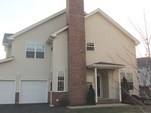 14-14 Last Leaf Cir, Windsor, CT, 06095-4733 | Card Image