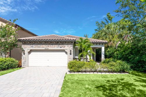 4339 Buena Tara Dr, West Palm Beach, FL, 33413-7700 | Card Image