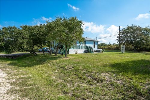 46 Redfish Dr, Rockport, TX, 78382-9204 | Card Image