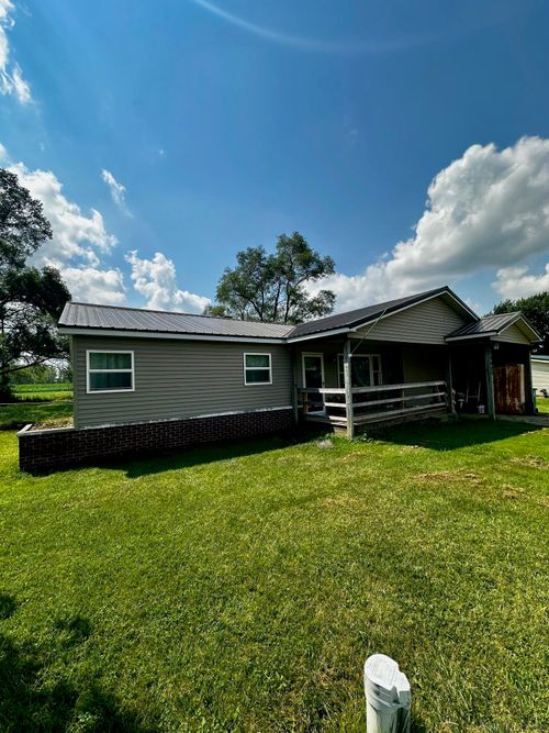 5035 Millington Rd, Millington, MI, 48746-8703 | Card Image