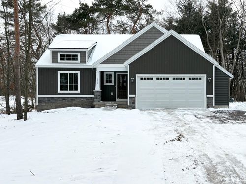 7215 Chandler Dr Ne, Belmont, MI, 49306-8826 | Card Image