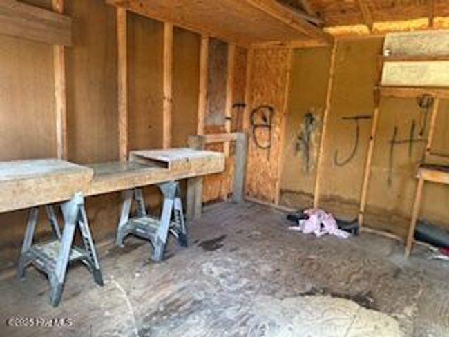 108 N Queens St, House other with 3 bedrooms, 2 bathrooms and null parking in Hubert NC | Image 17