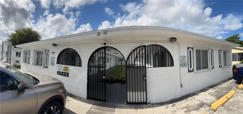 4-775 Ne 128th St, North Miami, FL, 33161-4846 | Card Image