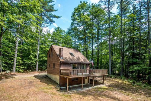 2 Altdorf Pl, Madison, NH, 03849 | Card Image