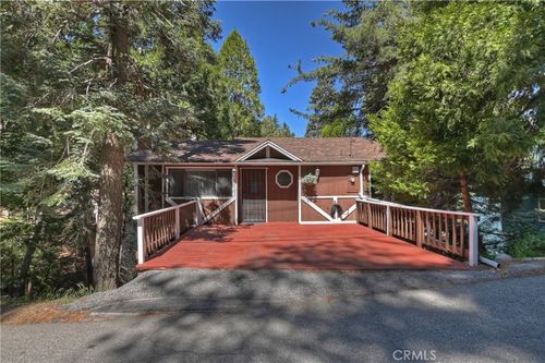 1027 Nesthorn Dr, Crestline, CA, 92325-9471 | Card Image