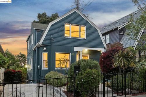 1357 E 25th St, Oakland, CA, 94606-3241 | Card Image