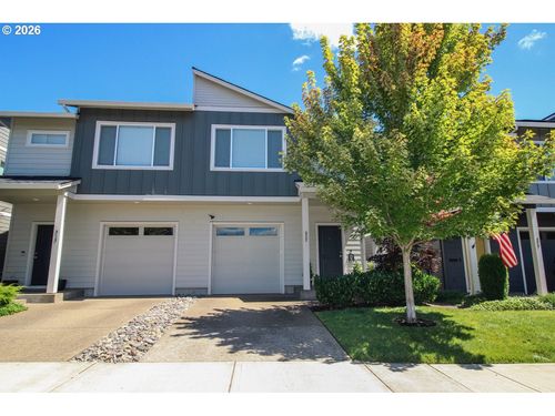 822 S 22nd Ave, Cornelius, OR, 97113-7367 | Card Image