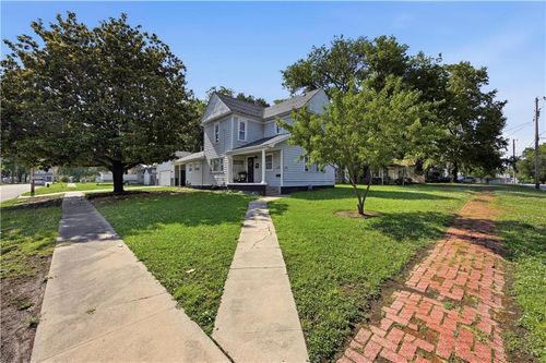 603 N 7th St, Neodesha, KS, 66757-1410 | Card Image