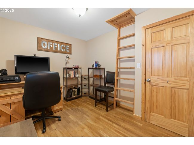 10256 Ridge View Ter, House other with 4 bedrooms, 3 bathrooms and null parking in Birkenfeld OR | Image 18