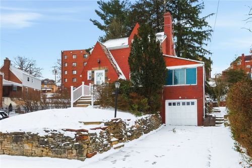 3841 Lawnview Ave, Brentwood, PA, 15227-3237 | Card Image