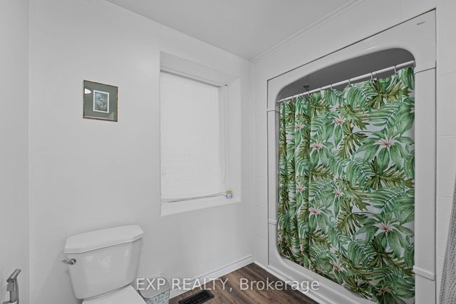 209 Rubidge St, House other with 5 bedrooms, 2 bathrooms and 1 parking in Peterborough ON | Image 9