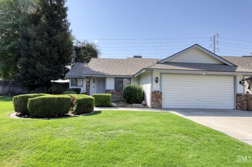 9009 Coulter Ct, Bakersfield, CA, 93311-1831 | Card Image