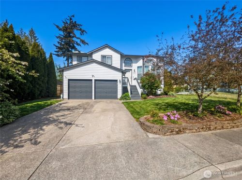 27828 74th Ave Nw, Stanwood, WA, 98292-5954 | Card Image