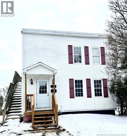 217 Millidge Ave, Saint John, NB, E2K2M4 | Card Image