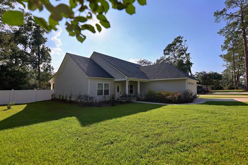 411 Glenwood Dr, Thomasville, GA, 31792-4112 | Card Image